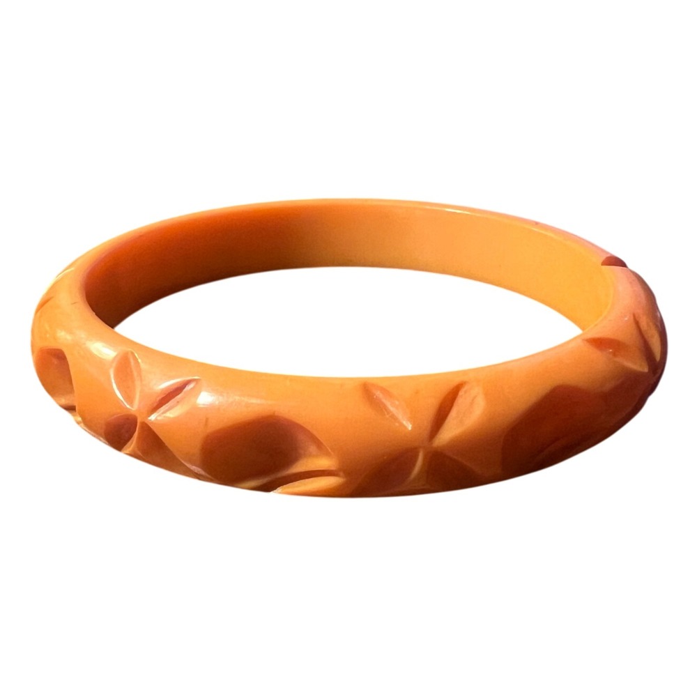Vintage Butterscotch Bakelite Carved Bangle Bracelet Leaf Floral Art Deco
